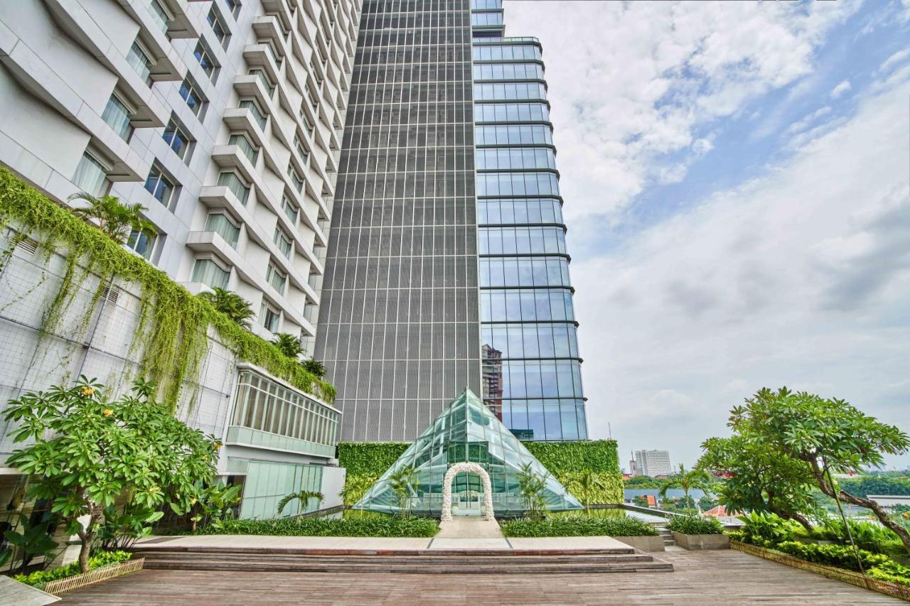 Vasa Hotel Surabaya Exterior foto